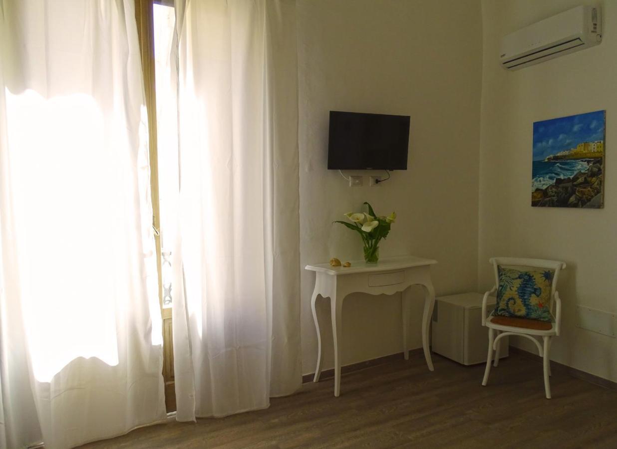 Couette-café Mescia Marina *